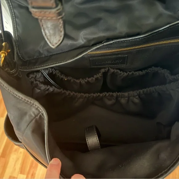 Burberry Black Quilted Baby Bag - Picture 9 of 12